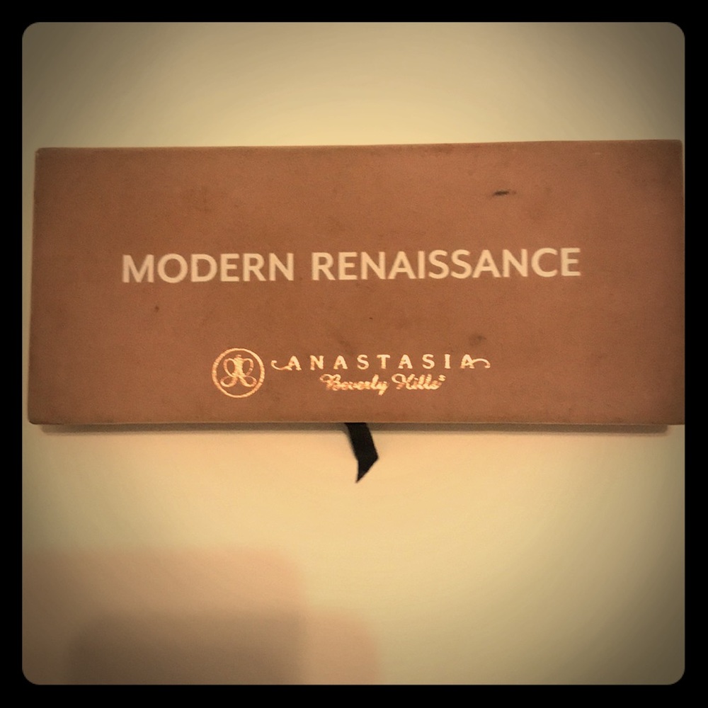 Modern Renaissance Anastasia Beverly Hills Palette